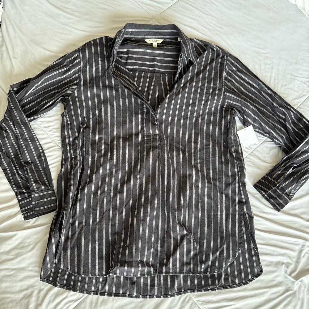 Max Studio Black With White Stripes Button Down Quarter Shirt
